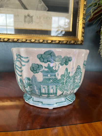 Turquoise Pagoda Willow Scalloped Cachepot