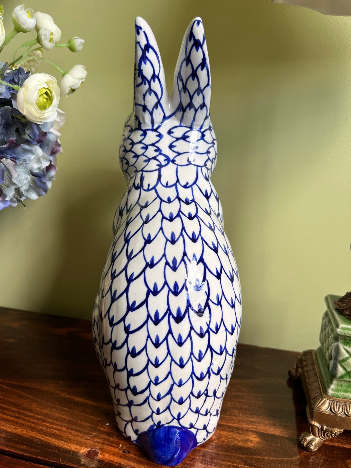 The Blue & White Rabbit