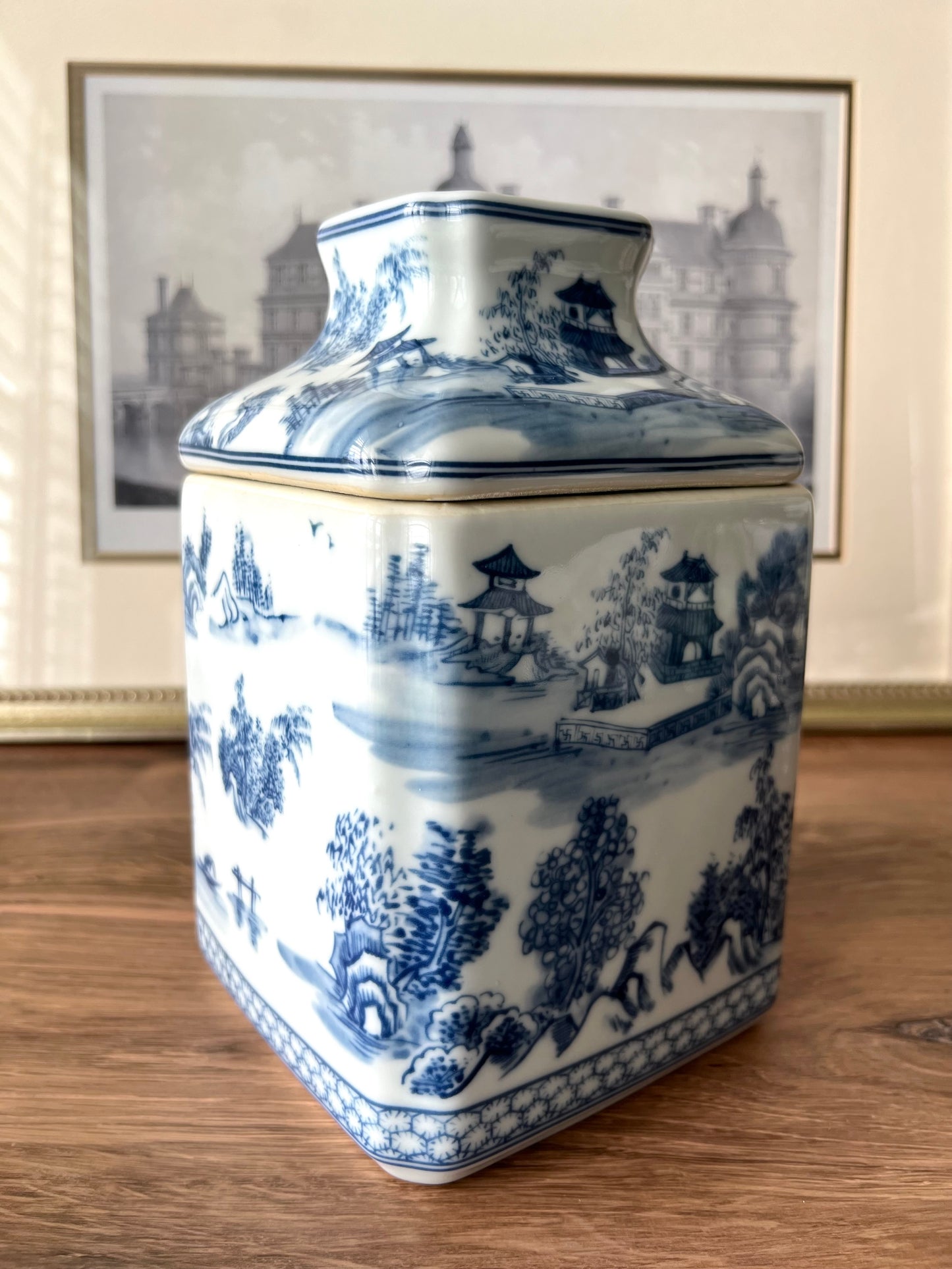 Chinoiserie Blue Pagoda Daydream – Porcelain Tissue Box Cover