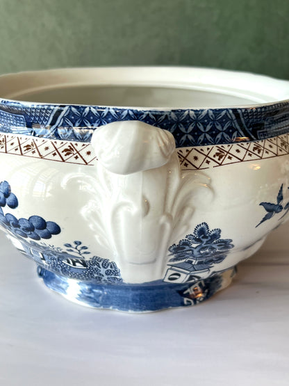 Vintage Booths “Real Old Willow” Covered Tureen – English Blue & White Transferware