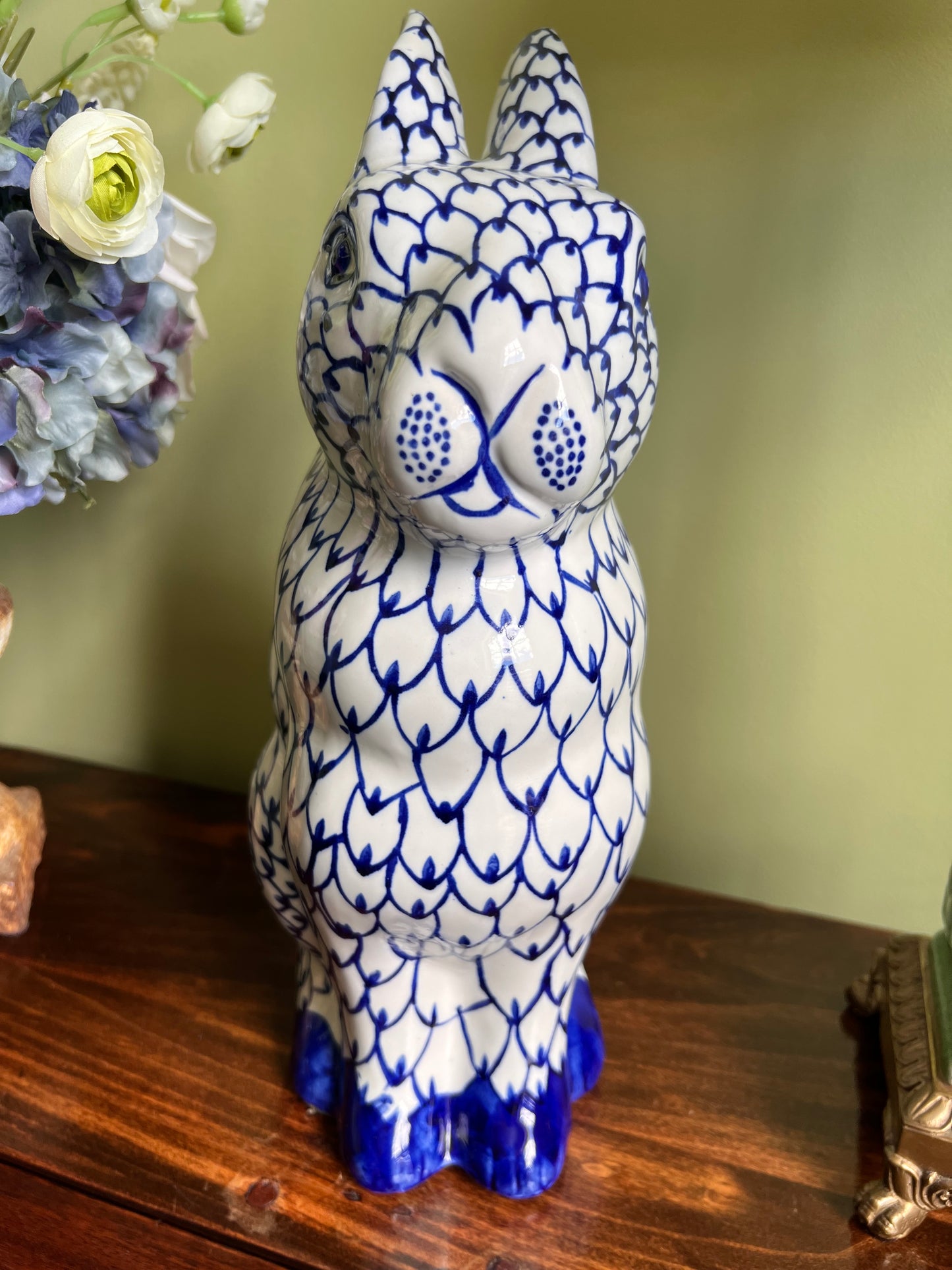The Blue & White Rabbit