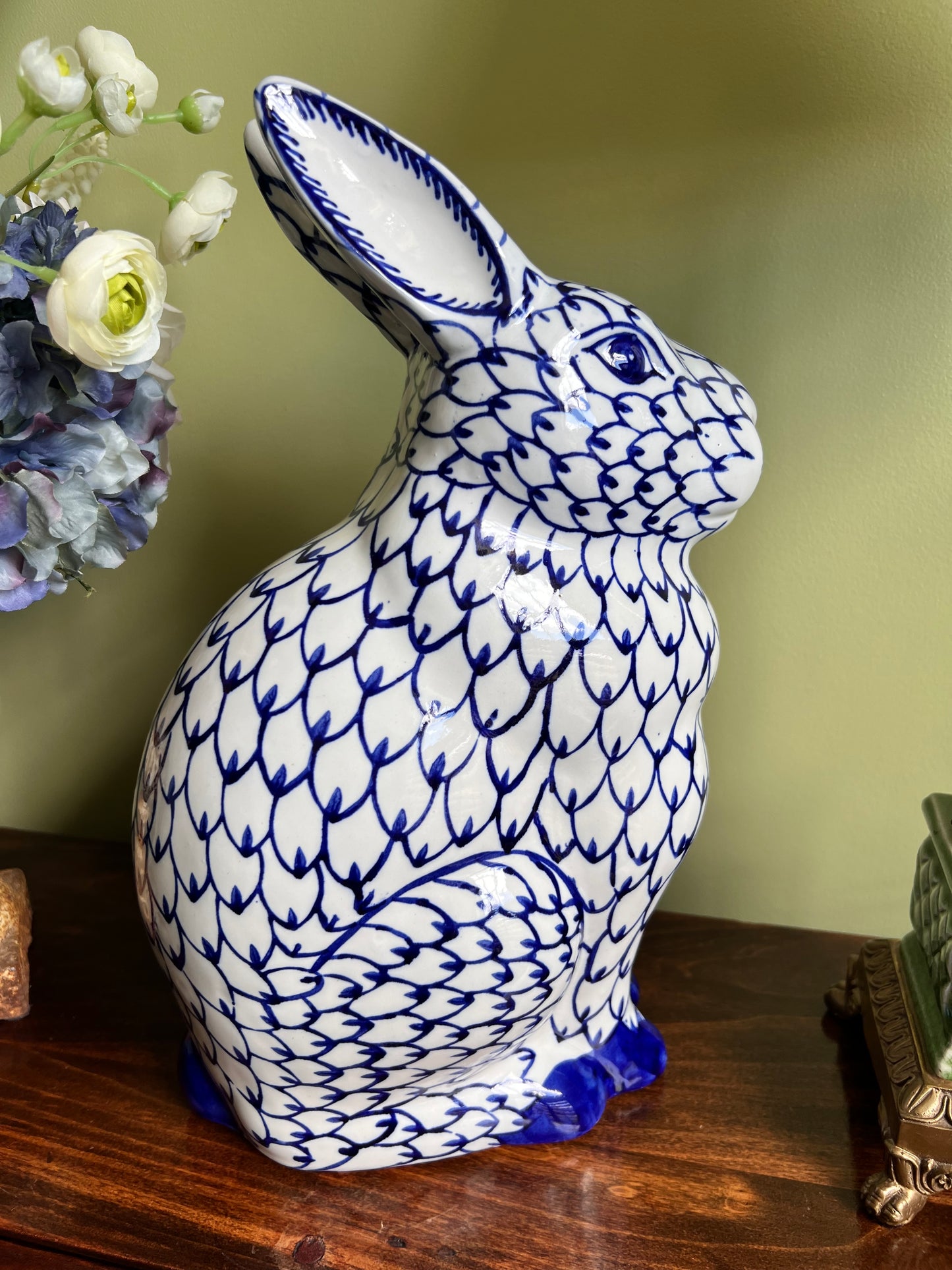 The Blue & White Rabbit