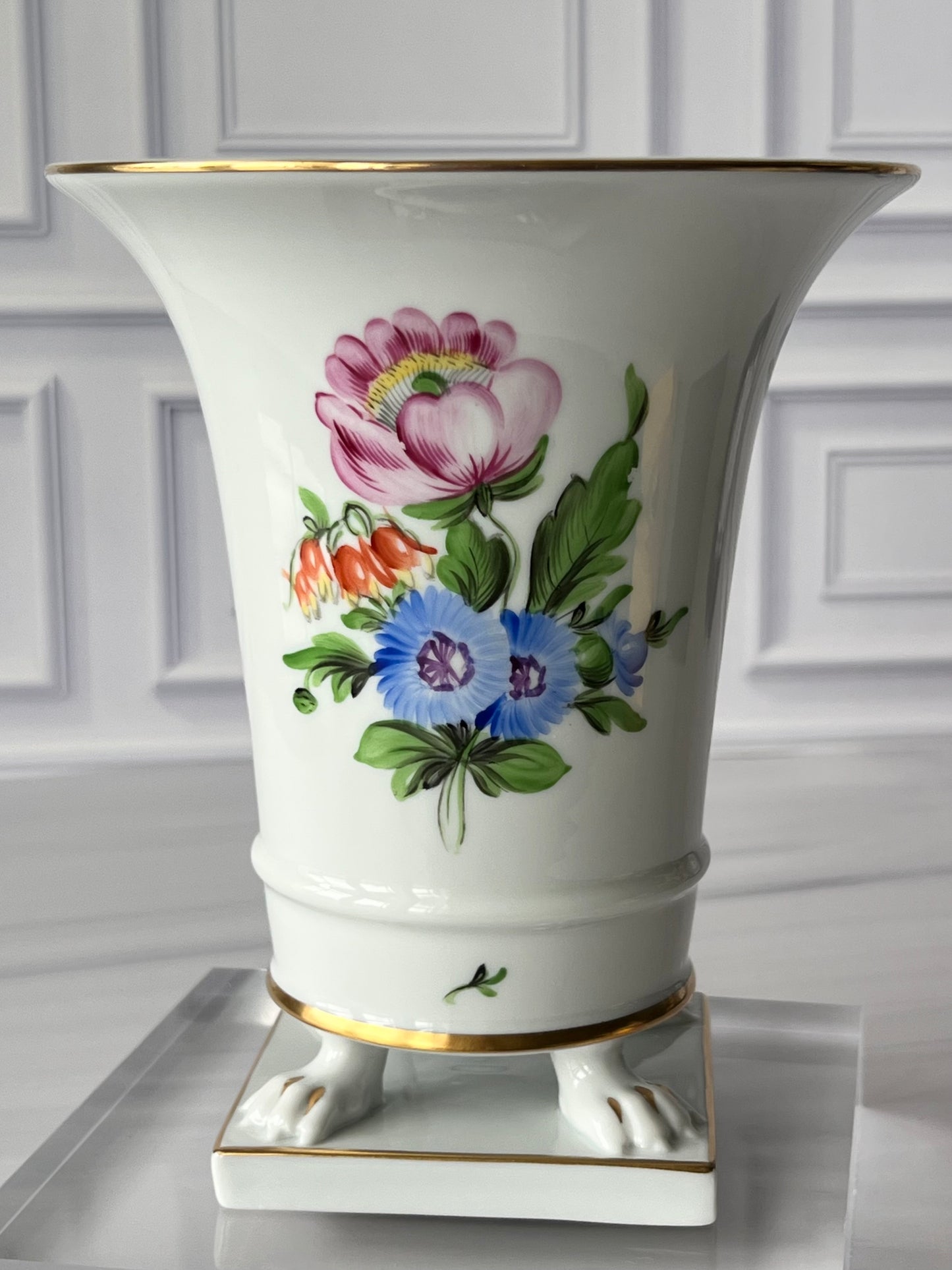 Vintage Herend hand-painted porcelain vase made in Hungary with faint KISZ commemorative presentation inscription.