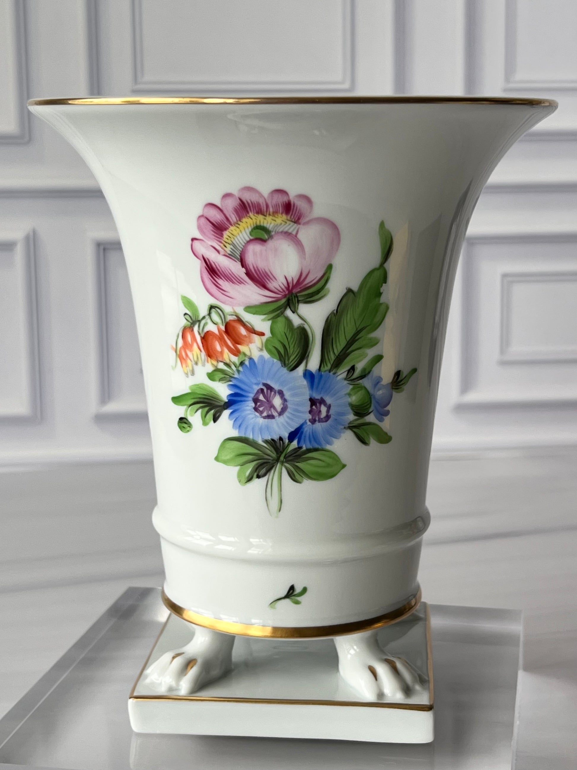 Vintage Herend hand-painted porcelain vase made in Hungary with faint KISZ commemorative presentation inscription.