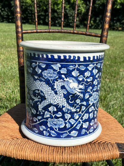 Dynasty Dragon Porcelain Cachepot