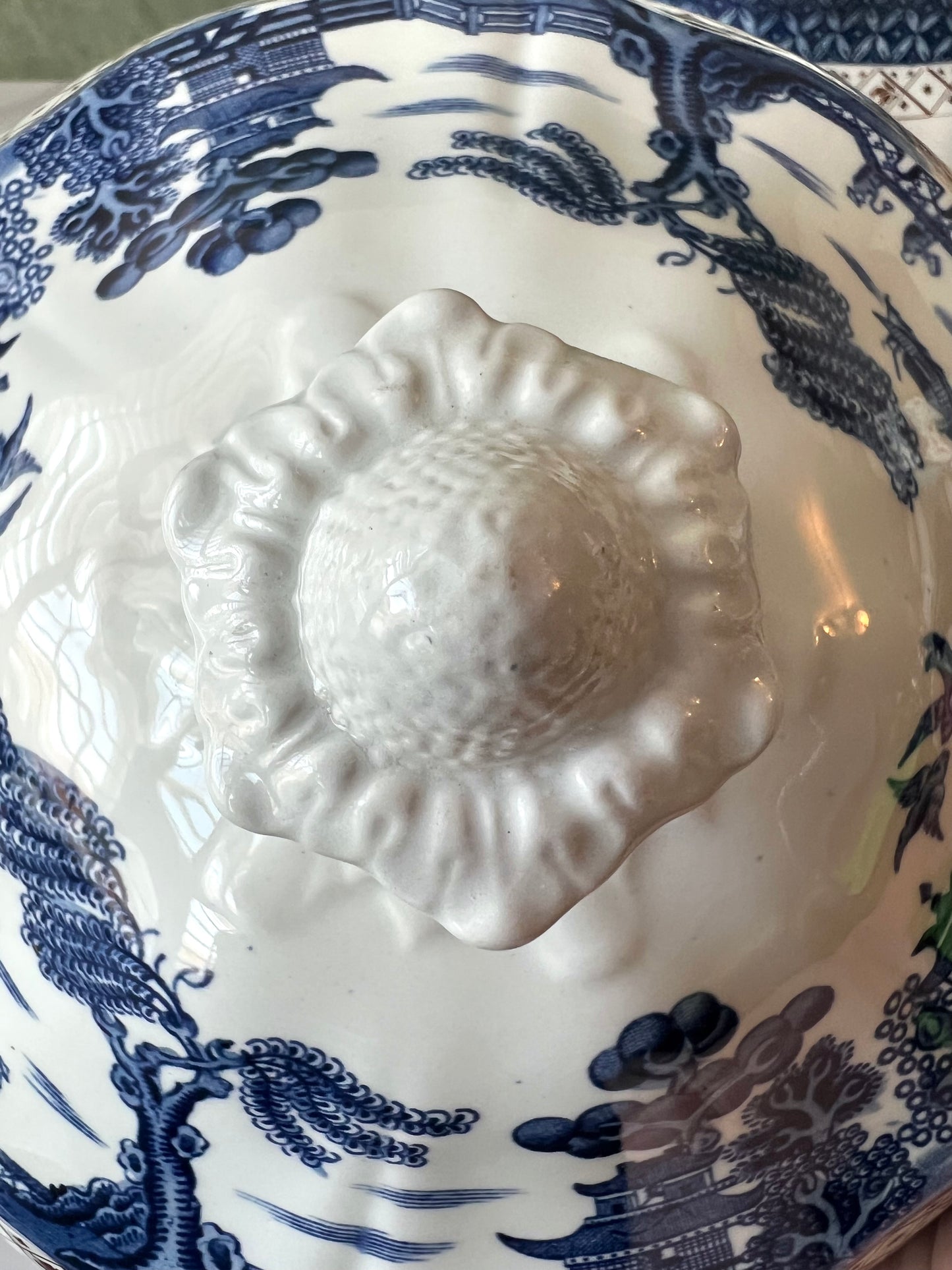 Vintage Booths “Real Old Willow” Covered Tureen – English Blue & White Transferware
