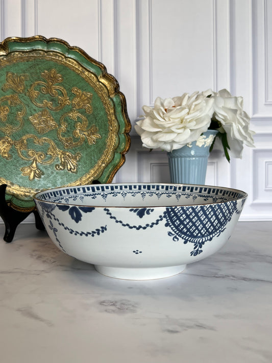 Vintage OUD Delft blue and white footed bowl with floral, swag and lattice decoration, made in Holland for Boscobel Restoration in 1983.
