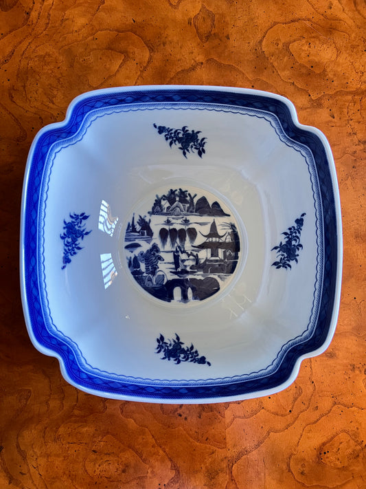 Mottahedeh Blue Canton Large Square Bowl – 10.25” Chinoiserie Porcelain