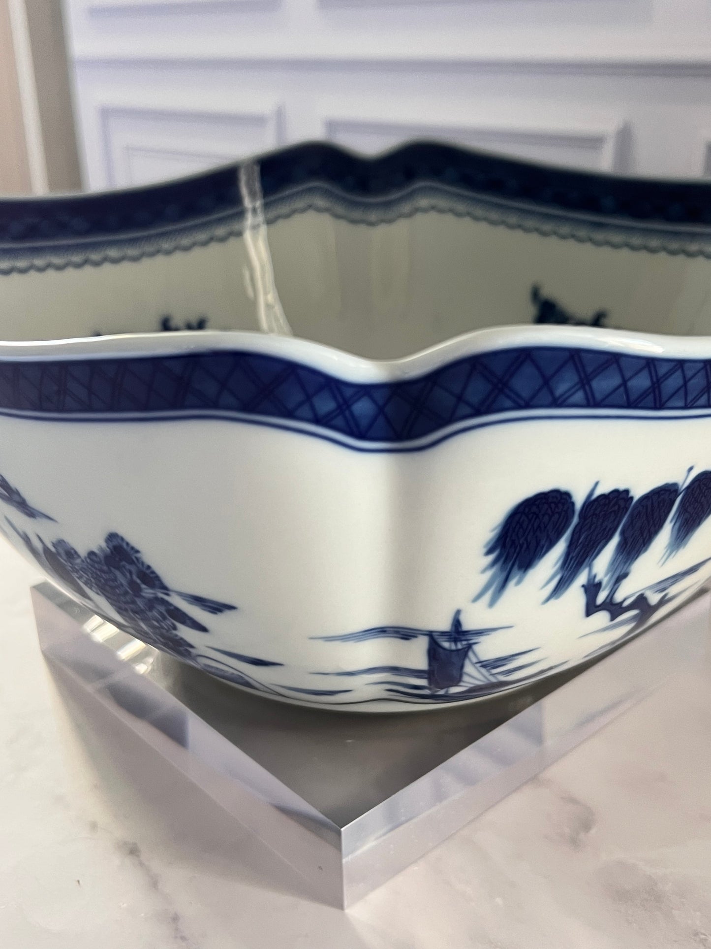 Mottahedeh Blue Canton Large Square Bowl – 10.25” Chinoiserie Porcelain